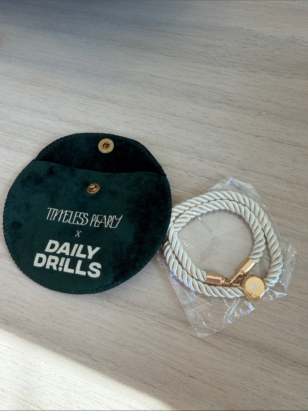 Timeless pearly x daily drills cream necklace!